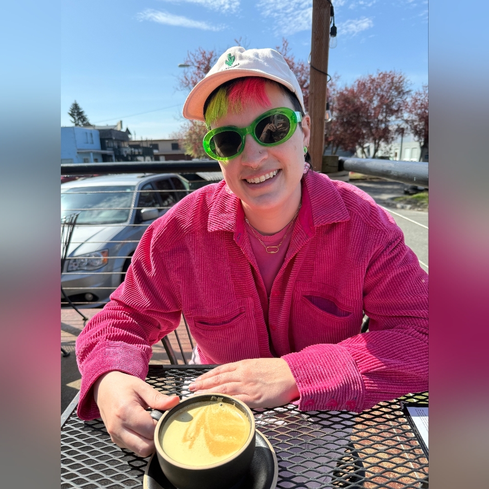 Meet your Posher, Alex